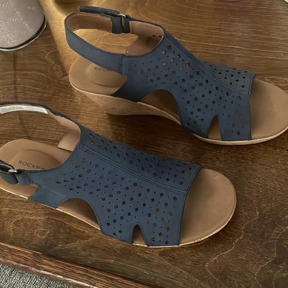 Rockport navy wedge sandal size 8 - Picture 2 of 6